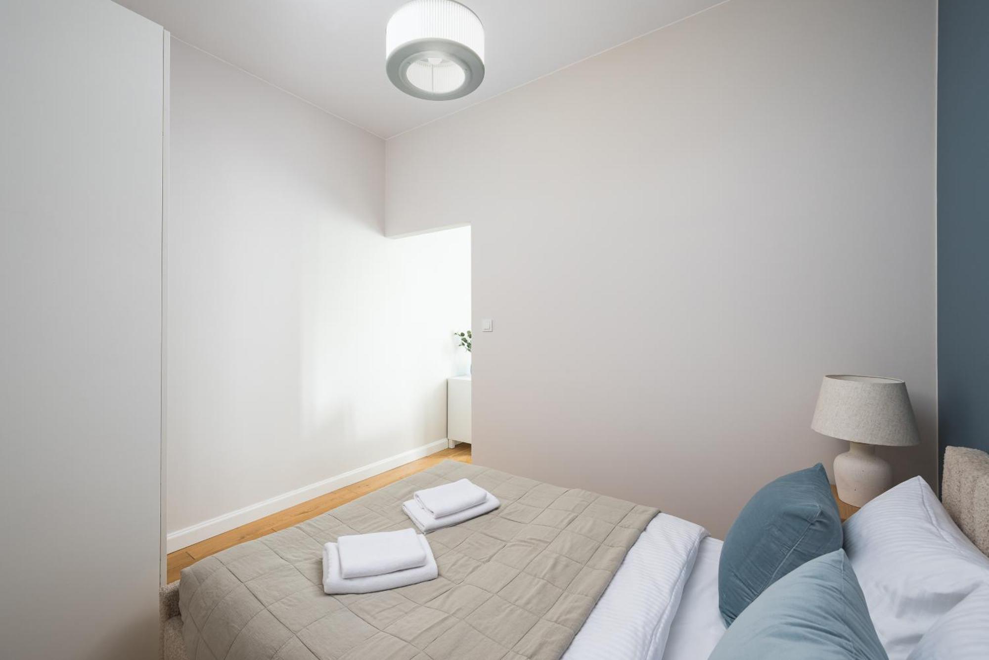 Wola Ratusz Homely Apartment Warszawa Eksteriør billede